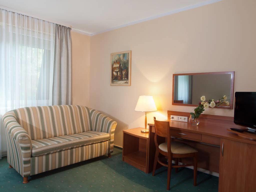 Hotel Feniks Πόζναν Εξωτερικό φωτογραφία