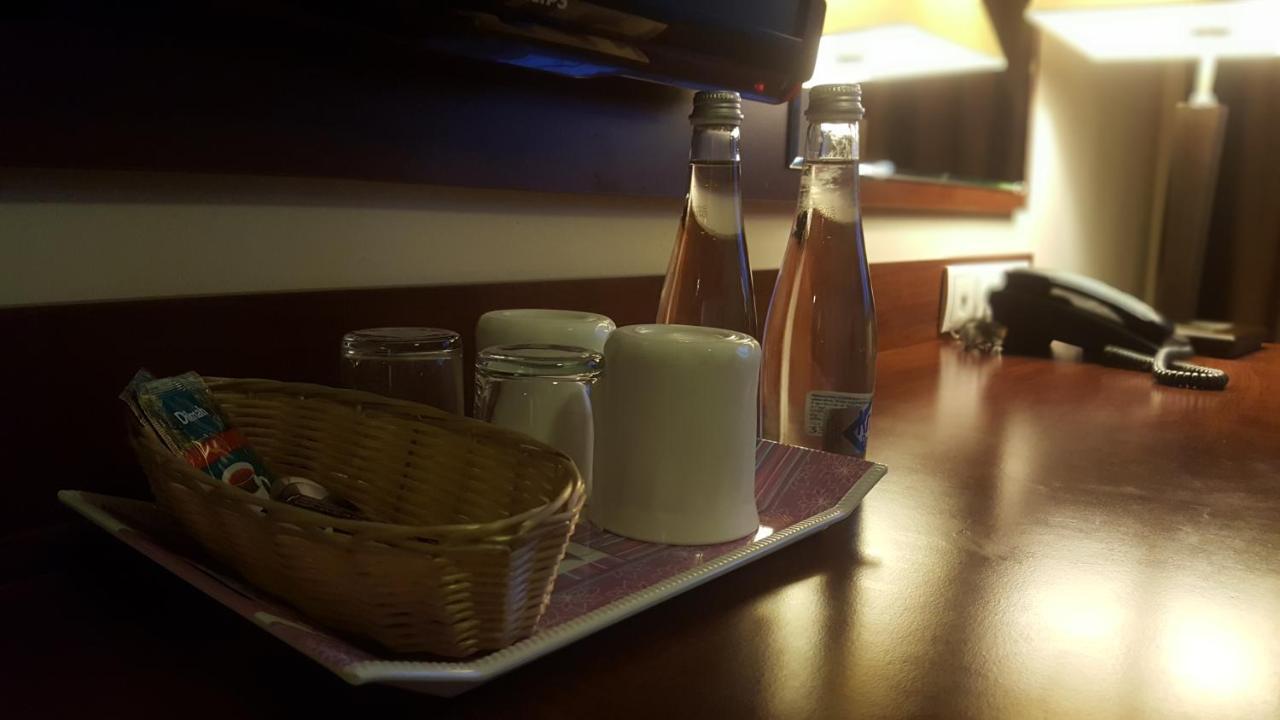 Hotel Feniks Πόζναν Εξωτερικό φωτογραφία